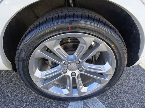 Used 2015 Audi Q3 2.0T Prestige w/ Prestige Package image 38