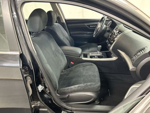 Used 2015 Nissan Altima 2.5 SV FWD image 22
