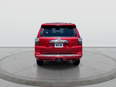 Used 2022 Toyota 4Runner Limited AWD/4WD image 7