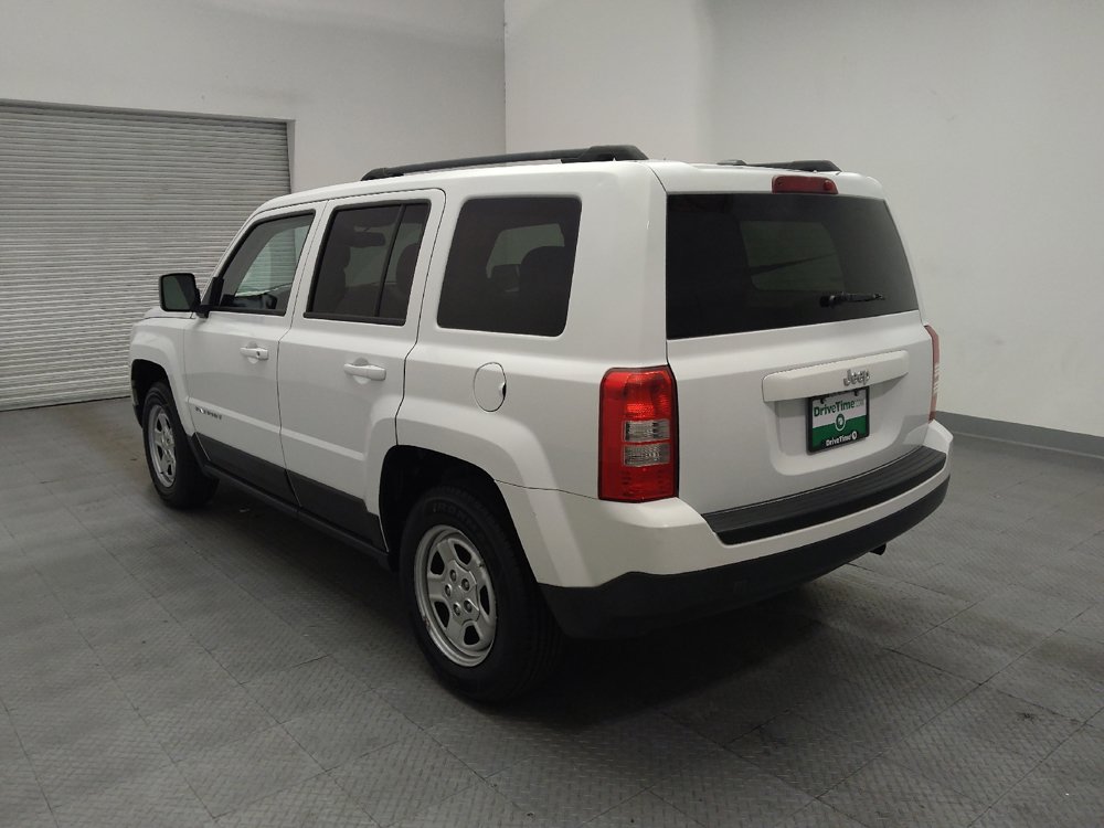 Used 2016 Jeep Patriot Sport w/ Power Value Group FWD image 5