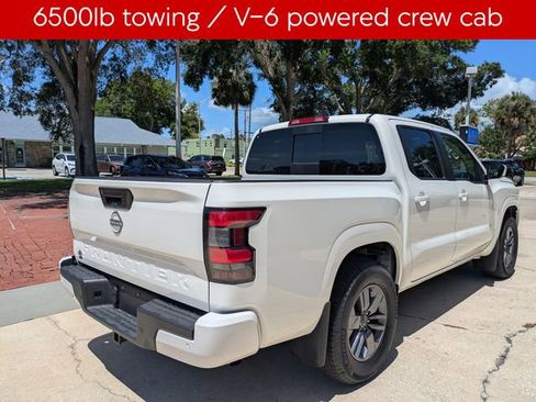 Certified 2025 Nissan Frontier SV w/ SV Convenience Package RWD image 4