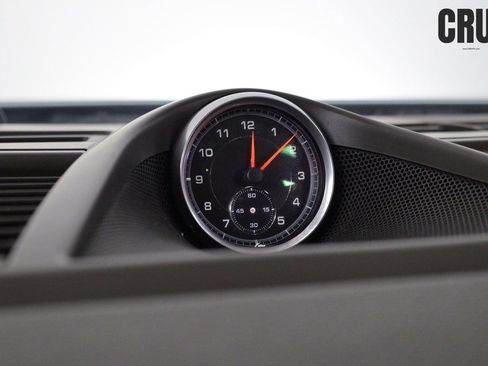 Used 2014 Porsche Panamera 4 image 39