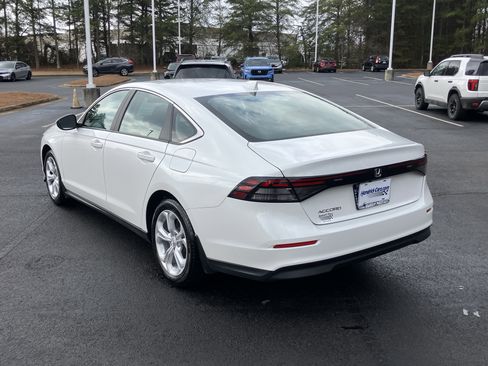 Certified 2025 Honda Accord LX image 8