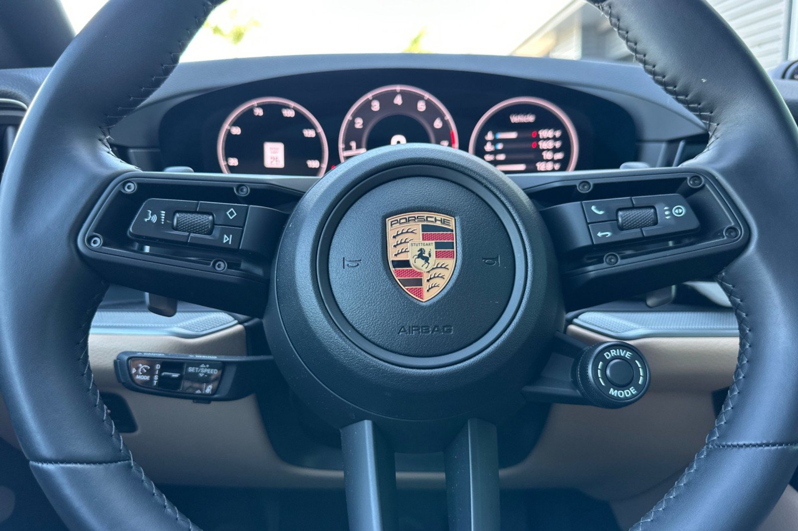 Used 2026 Porsche Cayenne Coupe AWD/4WD image 24