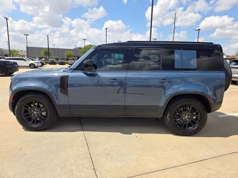 Used 2025 Land Rover Defender 110 S image 9