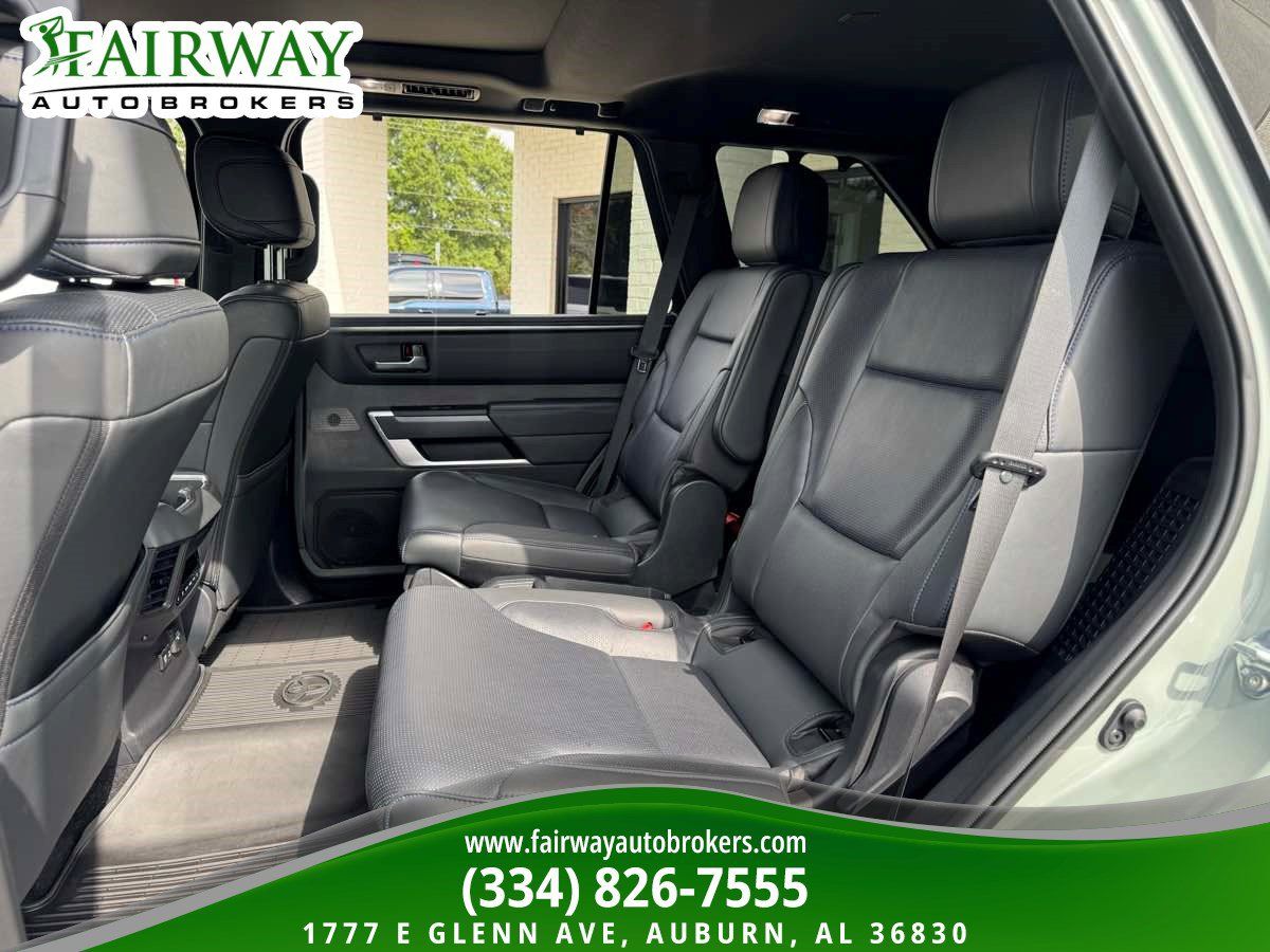 Used 2025 Toyota Sequoia Platinum AWD/4WD image 11