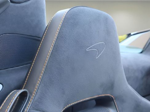 Used 2026 McLaren 750S Spider image 20