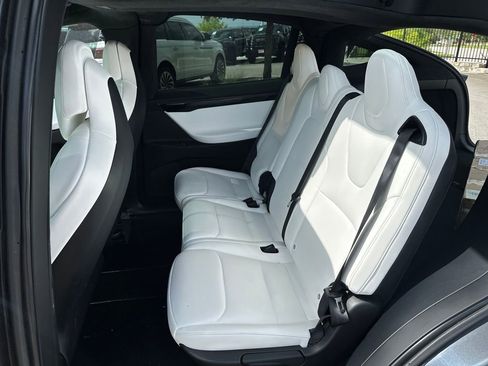Used 2019 Tesla Model X Long Range AWD/4WD image 34