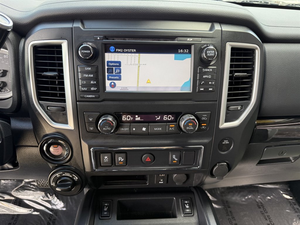 Used 2018 Nissan Titan SV w/ SV Convenience Package AWD/4WD image 23