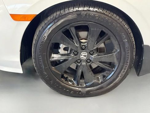 Used 2024 Honda Odyssey Sport image 32