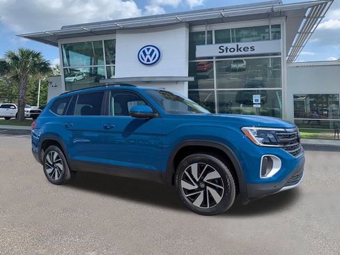 New 2026 Volkswagen Atlas SE FWD image 2