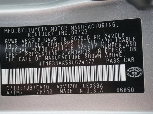 Used 2024 Toyota Camry SE FWD image 31