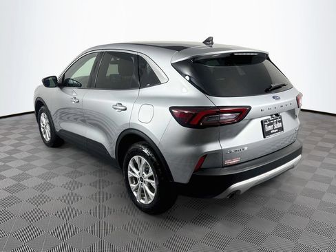 Used 2023 Ford Escape Active AWD/4WD image 5