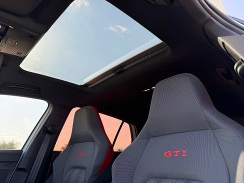 Used 2023 Volkswagen GTI SE FWD image 9