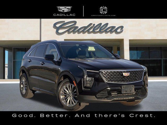 Used 2024 Cadillac XT4 Premium Luxury FWD image 2