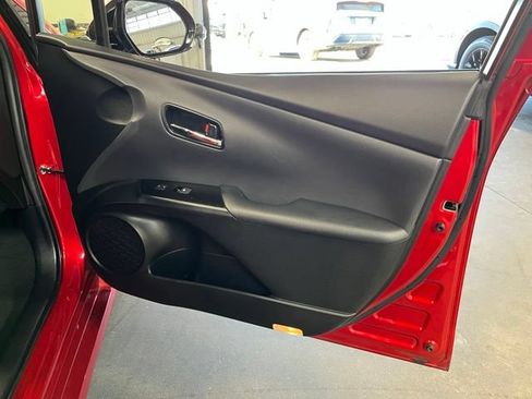 Used 2018 Toyota Prius Prime Premium w/ Carpet Mat Package FWD image 12