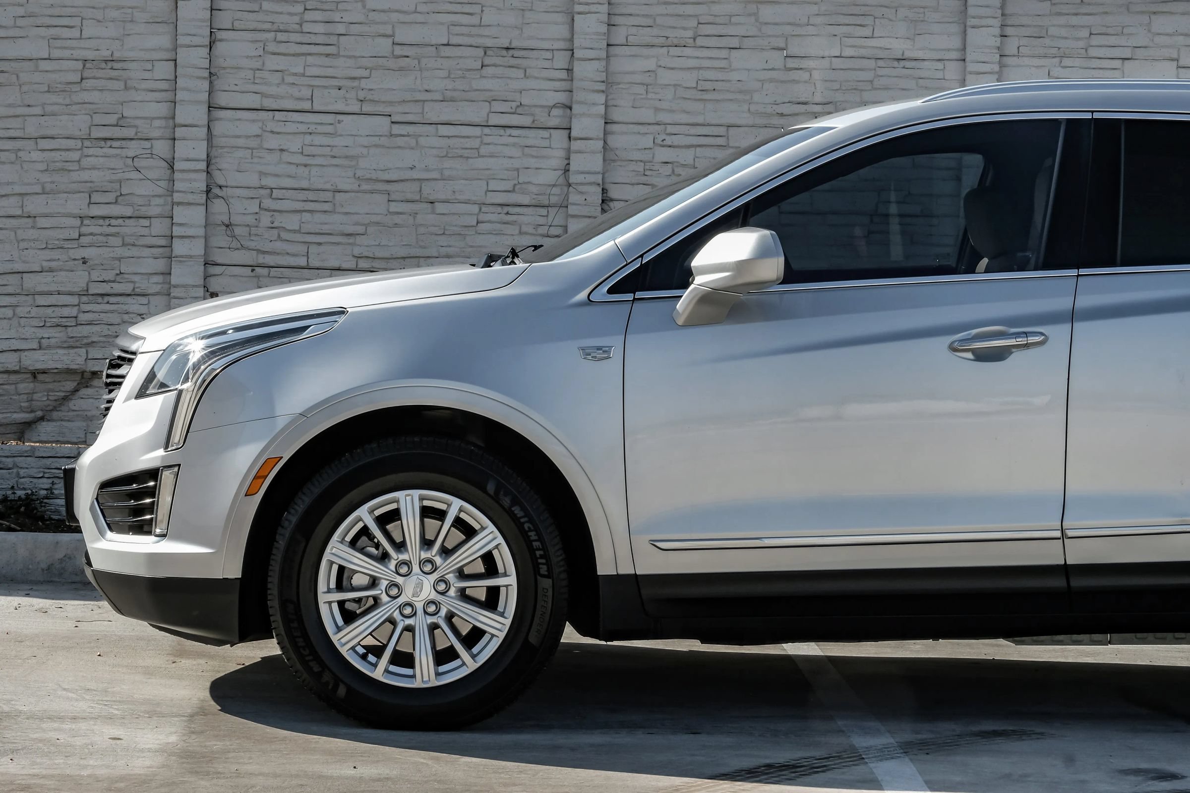 Used 2018 Cadillac XT5 FWD image 12