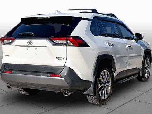 Used 2019 Toyota RAV4 Limited w/ Cold Weather Package AWD/4WD image 13