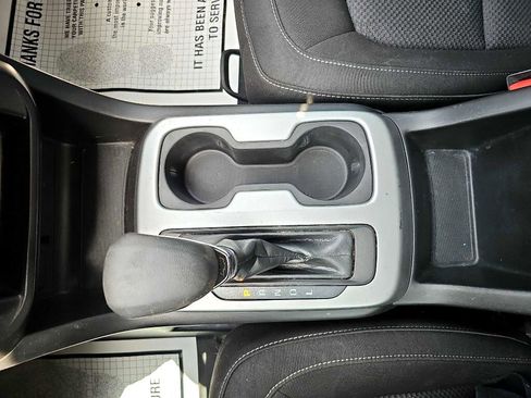 Used 2022 Chevrolet Colorado LT w/ Fleet Safety Package image 28