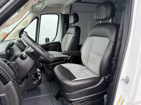 Used 2025 RAM ProMaster 3500 w/ Convenience Group FWD image 6