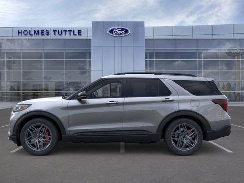 New 2026 Ford Explorer ST-Line w/ ST-Line Street Pack image 3