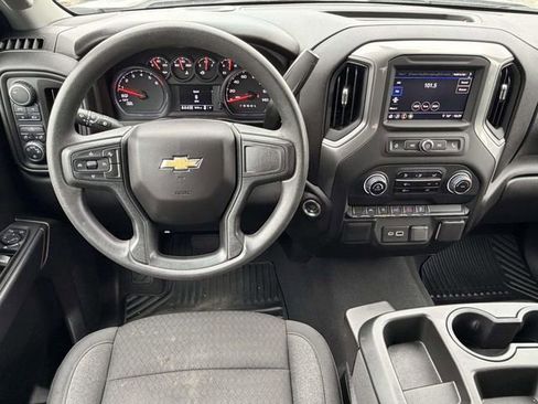 Used 2025 Chevrolet Silverado 1500 Custom AWD/4WD image 24