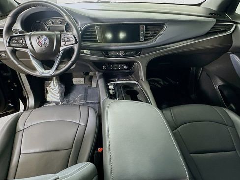 Used 2024 Buick Enclave Essence w/ Technology Package image 16