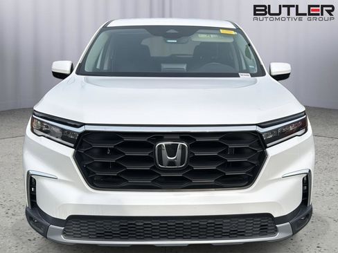 Used 2023 Honda Pilot EX-L image 3