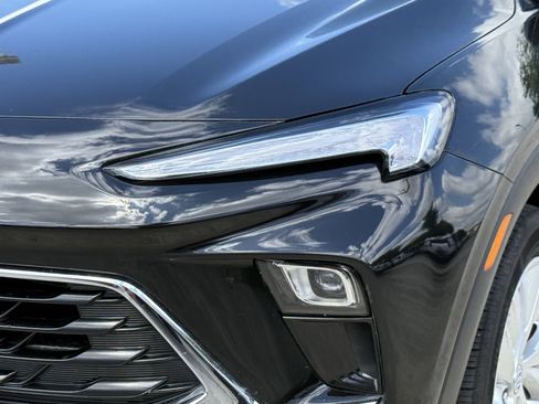 Used 2025 Buick Encore GX Preferred image 12