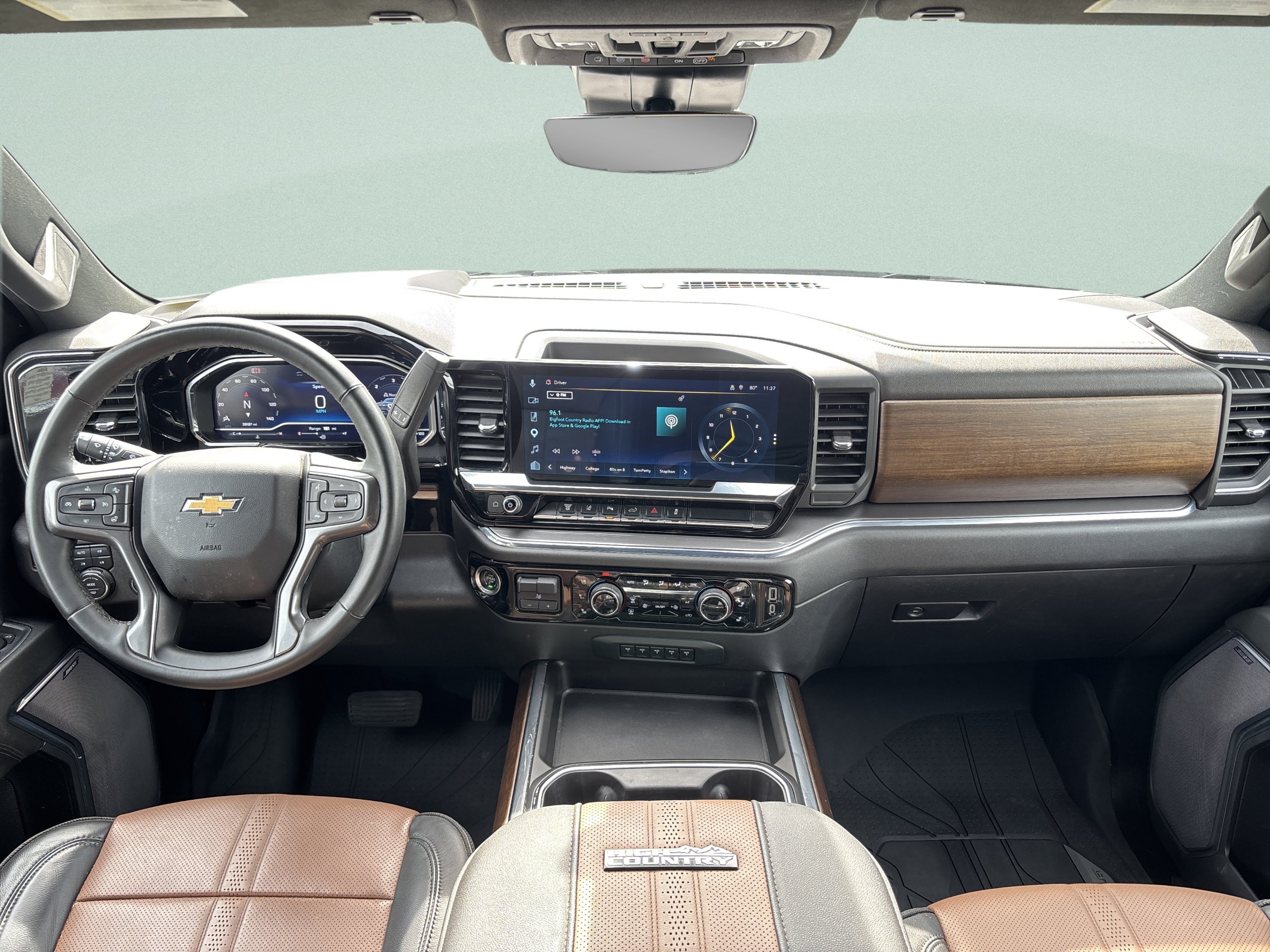 Used 2024 Chevrolet Silverado 3500 High Country w/ High Country Premium Package AWD/4WD image 21