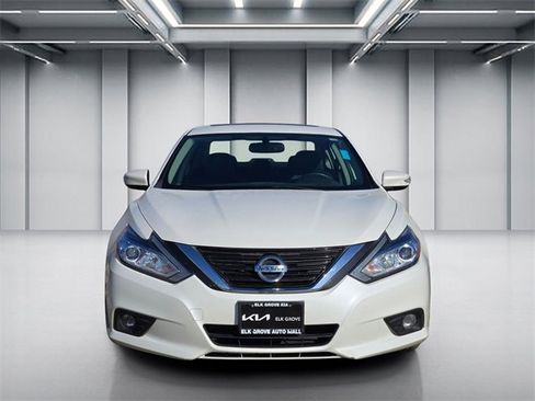 Used 2017 Nissan Altima 2.5 SL image 2