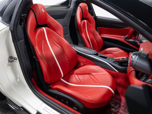 Used 2023 Ferrari 812 GTS RWD image 77