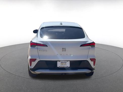 Used 2025 Buick Envista Sport Touring image 12