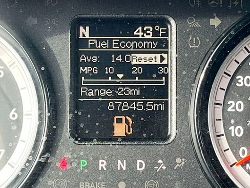 Used 2019 RAM 1500 Classic SLT AWD/4WD image 12