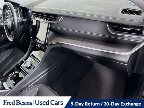 Used 2022 Jeep Grand Cherokee L Limited image 33