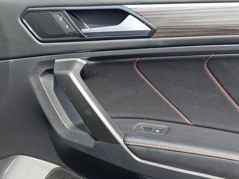 Used 2024 Volkswagen Tiguan Wolfsburg Edition image 34