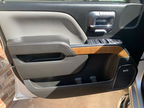 Used 2015 Chevrolet Silverado 1500 LTZ w/ LTZ Plus Package AWD/4WD image 25
