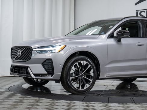 New 2026 Volvo XC60 B5 Plus w/ Protection Package Premier AWD/4WD image 25