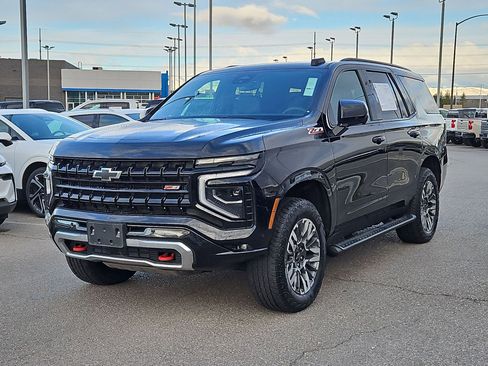 Used 2025 Chevrolet Tahoe Z71 image 8