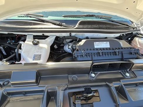 Used 2024 GMC Savana 2500 w/ Driver Convenience Package RWD image 31