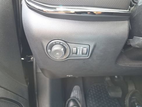 Used 2022 Jeep Compass Trailhawk w/ Trailhawk Elite Group AWD/4WD image 19
