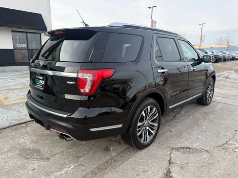 Used 2018 Ford Explorer Platinum image 16