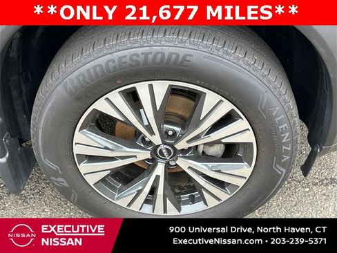 Certified 2022 Nissan Rogue SV w/ SV Premium Package image 7