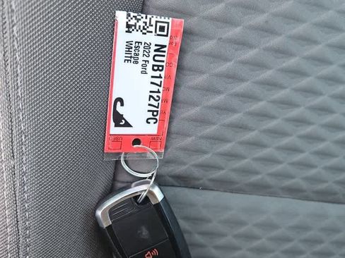 Used 2022 Ford Escape SE FWD image 20