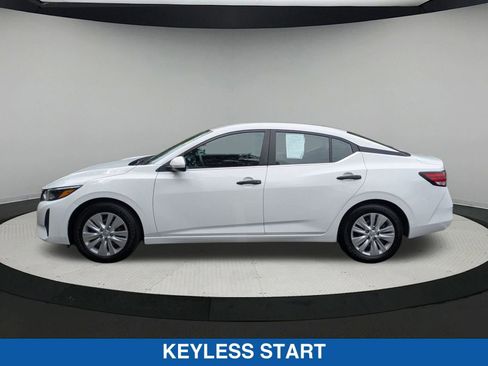 Used 2024 Nissan Sentra S image 7