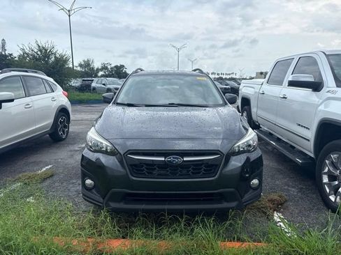 Used 2019 Subaru Crosstrek 2.0i Premium AWD/4WD image 2
