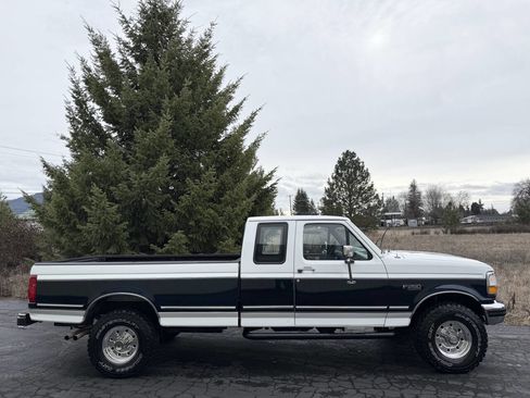 Used 1993 Ford F250 XLT 2dr 4WD Extended Cab LB HD image 10