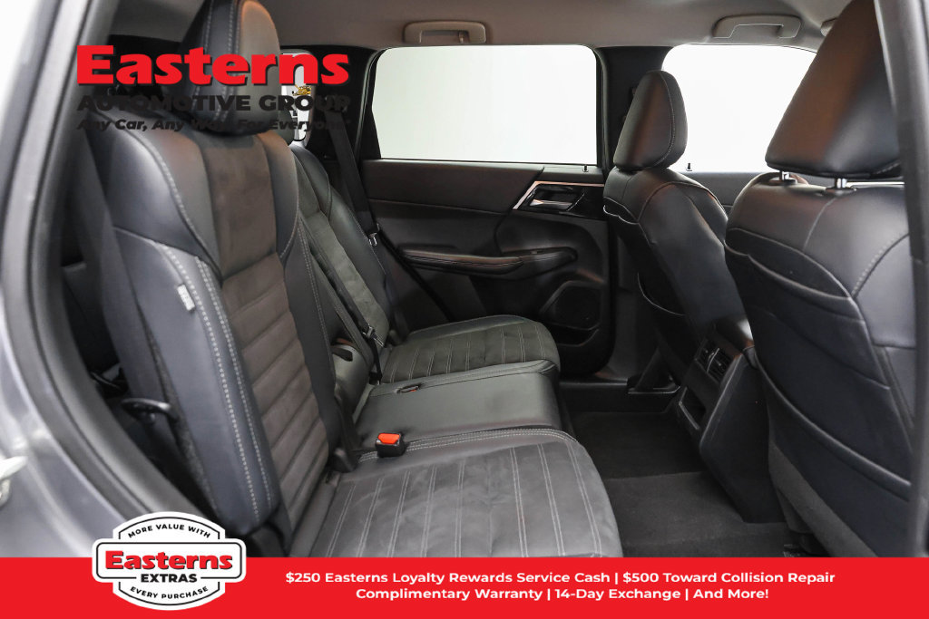 Used 2024 Mitsubishi Outlander SE AWD/4WD image 23