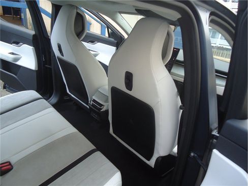 Used 2023 Fisker Ocean One AWD/4WD image 19