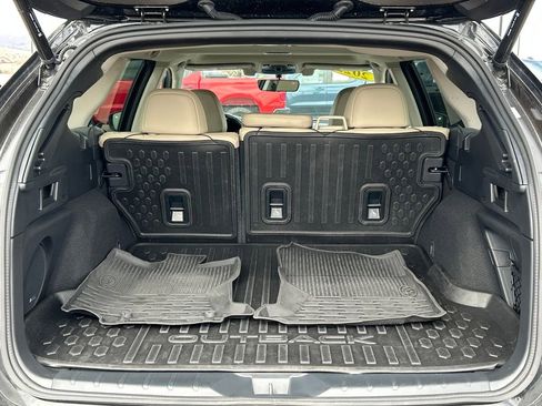 Used 2022 Subaru Outback Limited XT image 5